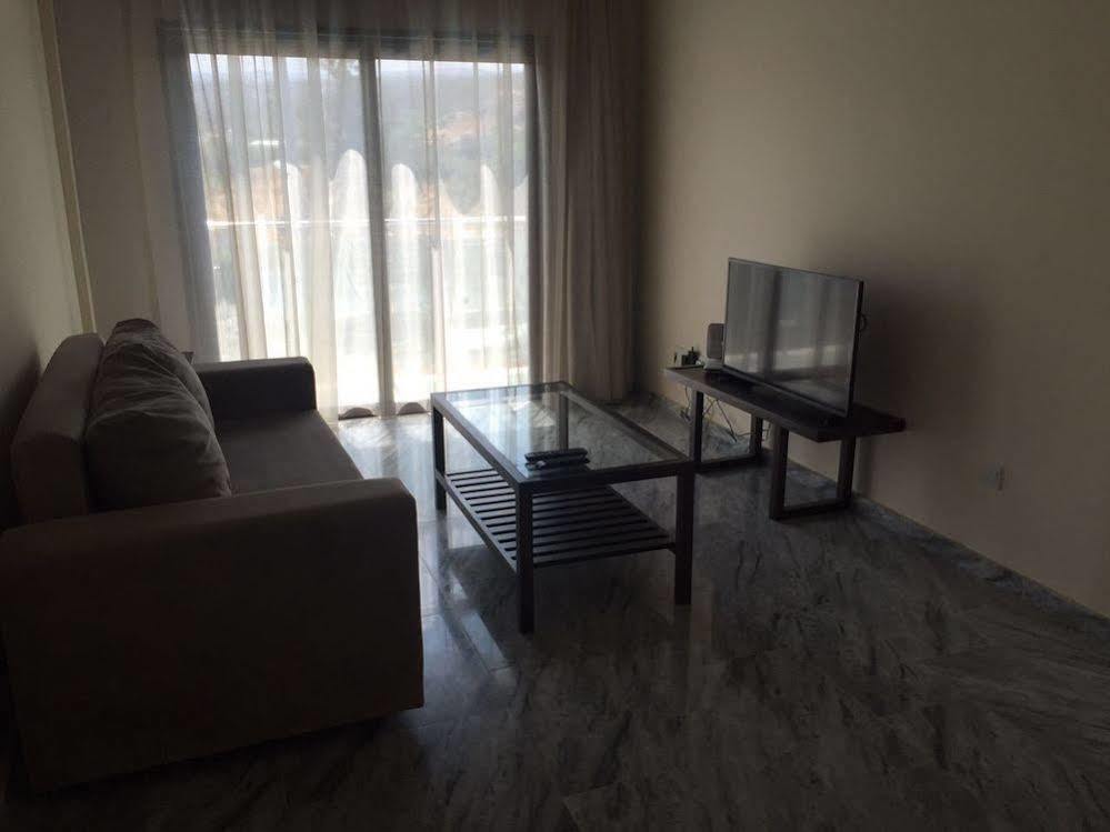 Latchi Escape Hotel And Suites Полис Екстериор снимка