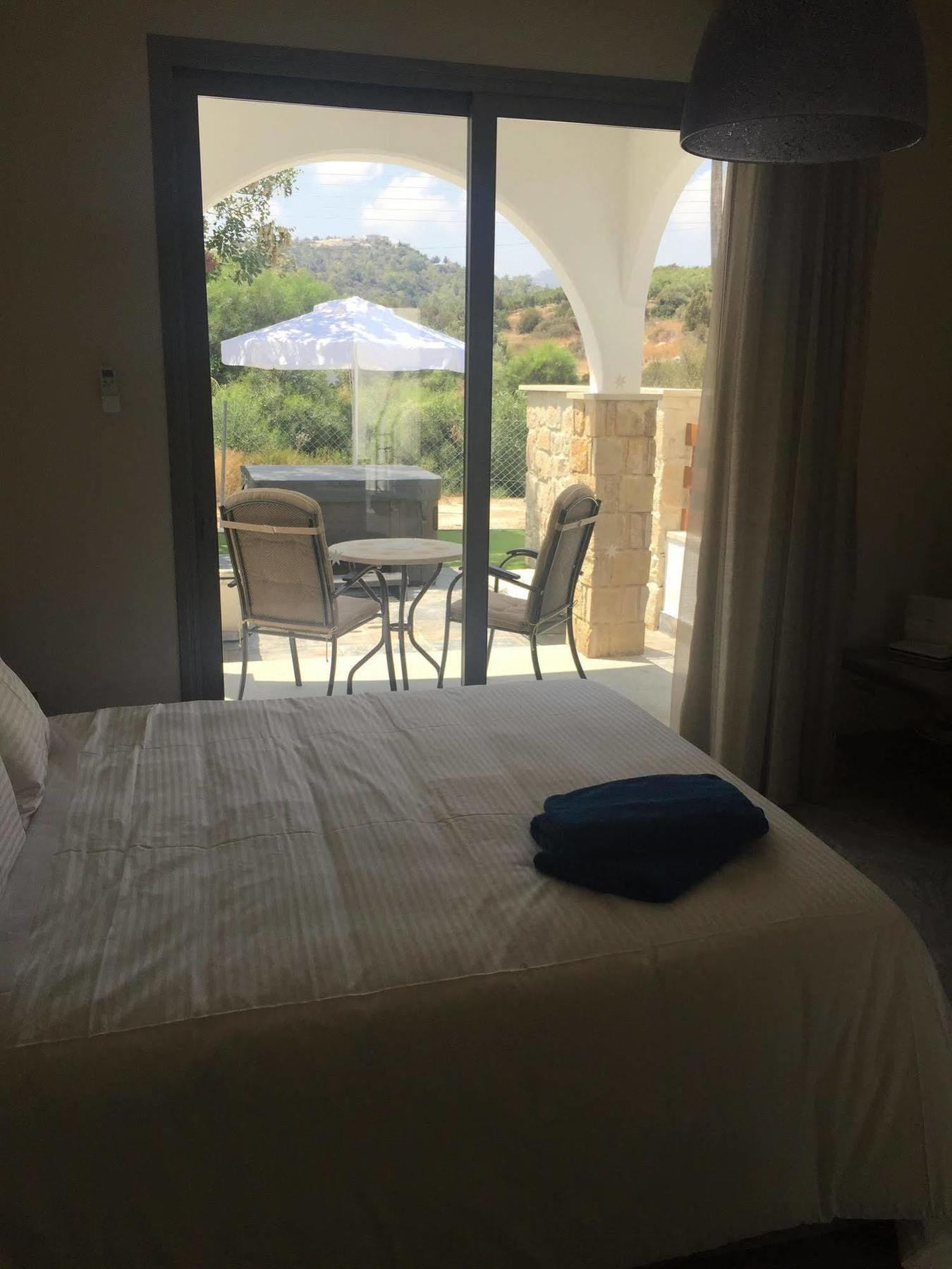 Latchi Escape Hotel And Suites Полис Екстериор снимка