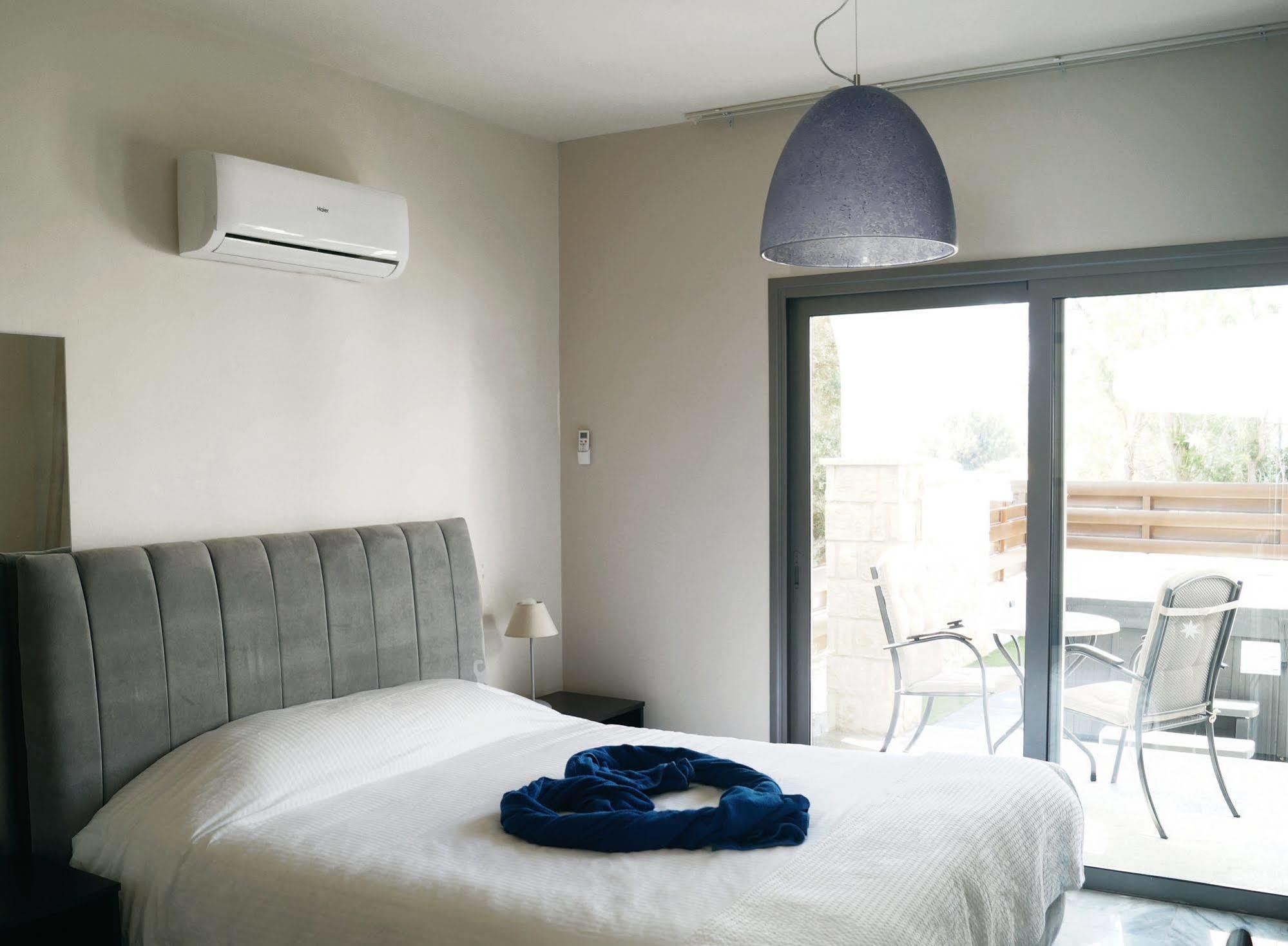 Latchi Escape Hotel And Suites Полис Екстериор снимка