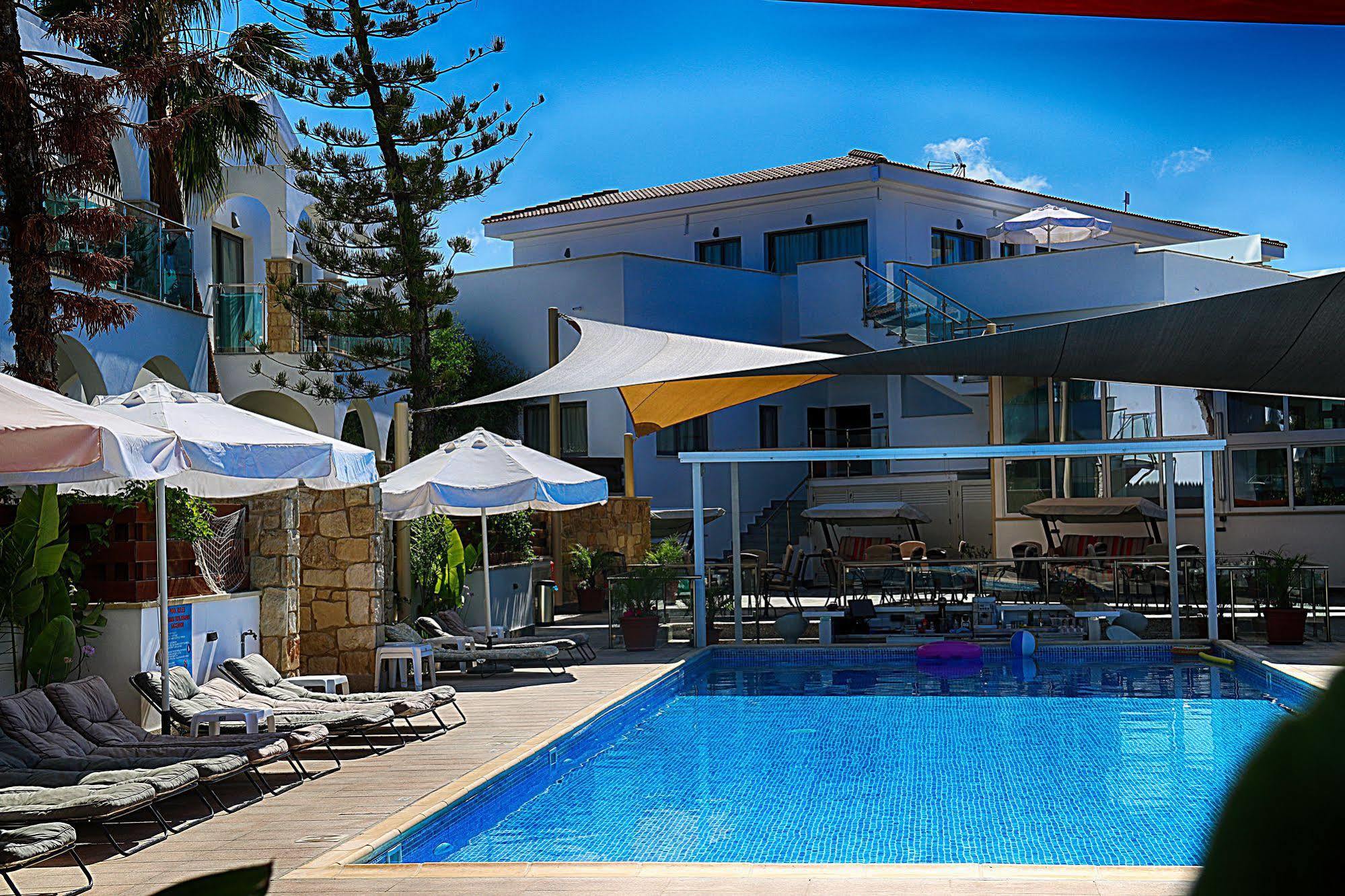 Latchi Escape Hotel And Suites Полис Екстериор снимка